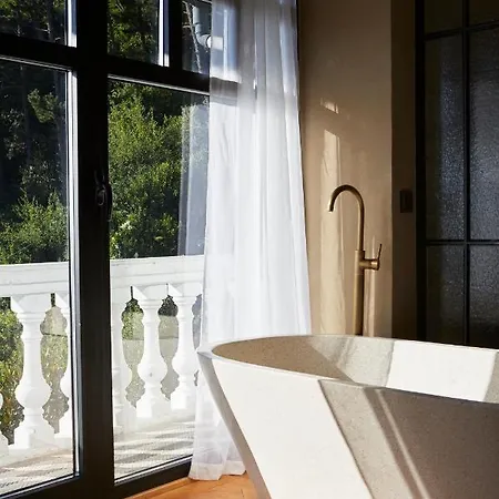 Boutique Mendi Argia 2* San Sebastian