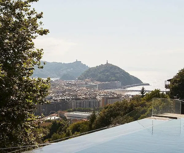 Boutique Mendi Argia Hotel